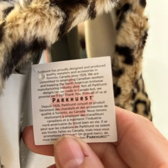 Parkhurst Animal Print Faux Fur Scarf - Picture 5 of 5